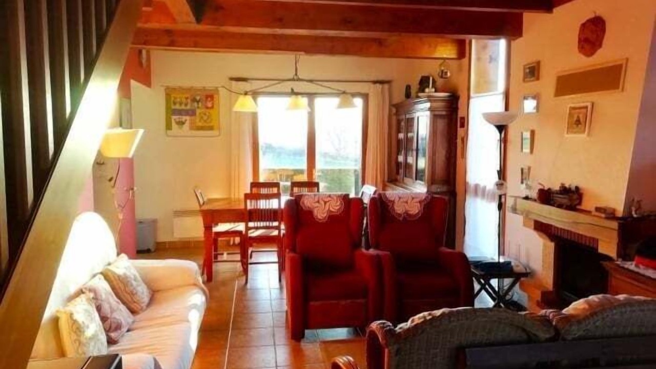 Photo of Livingroom in Sainte-Leocadie