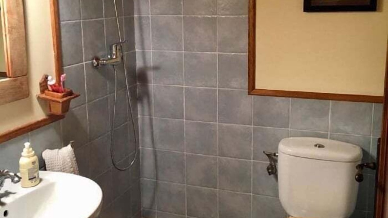 Photo of Bathroom in Angoustrine