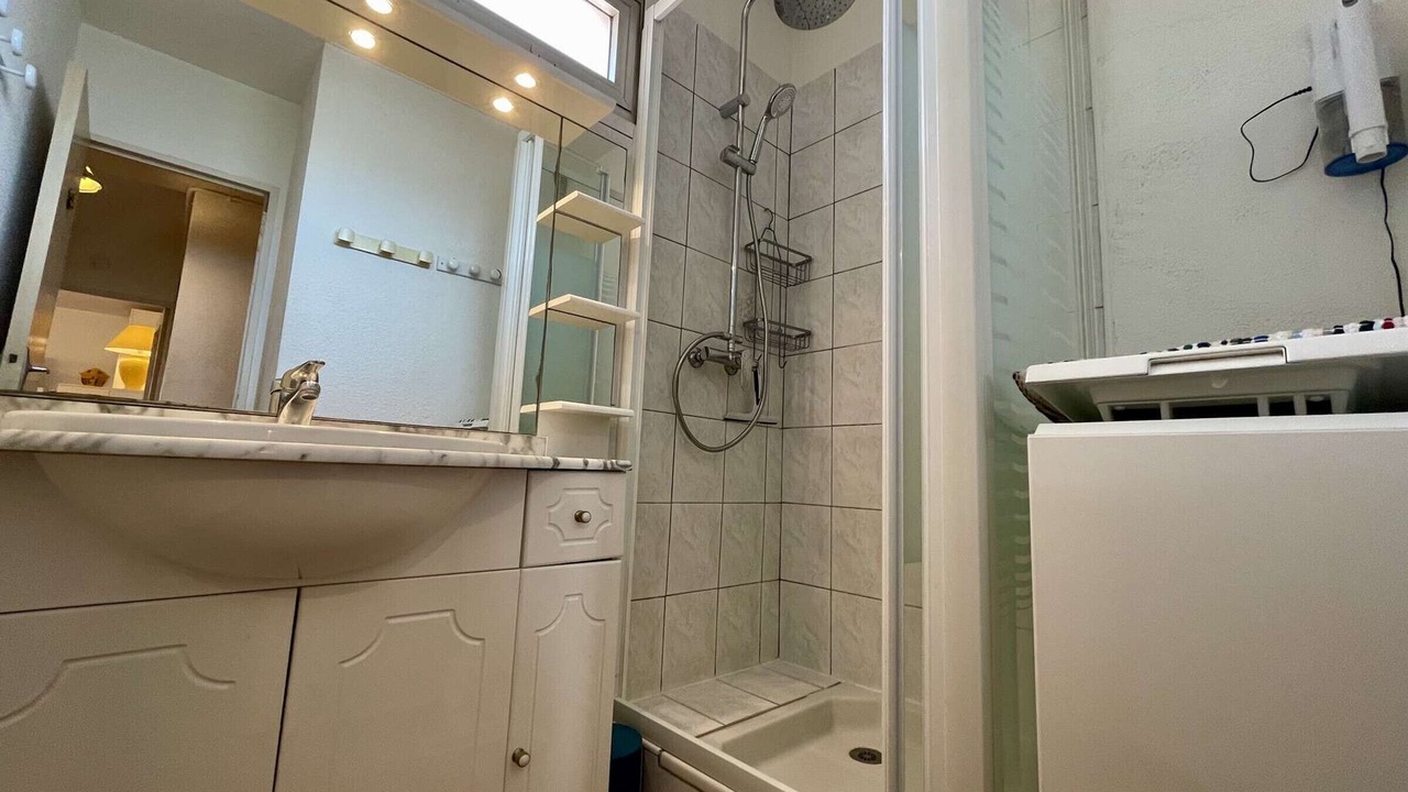 Photo of Bathroom in Saint-Nazaire