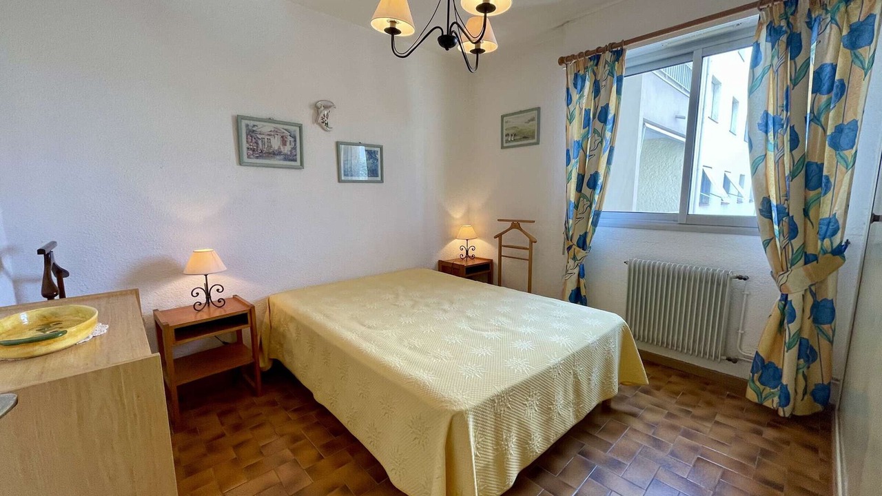 Photo of Bedroom in Saint-Nazaire
