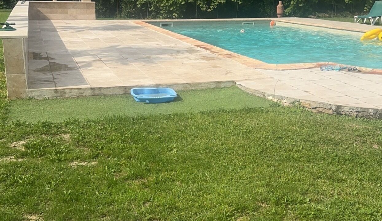 Photo of Outdoor in Charleval