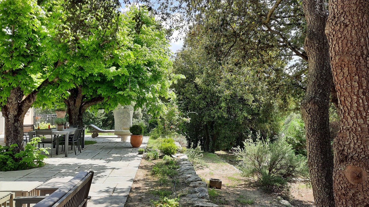 Photo of Outdoor in Jouques