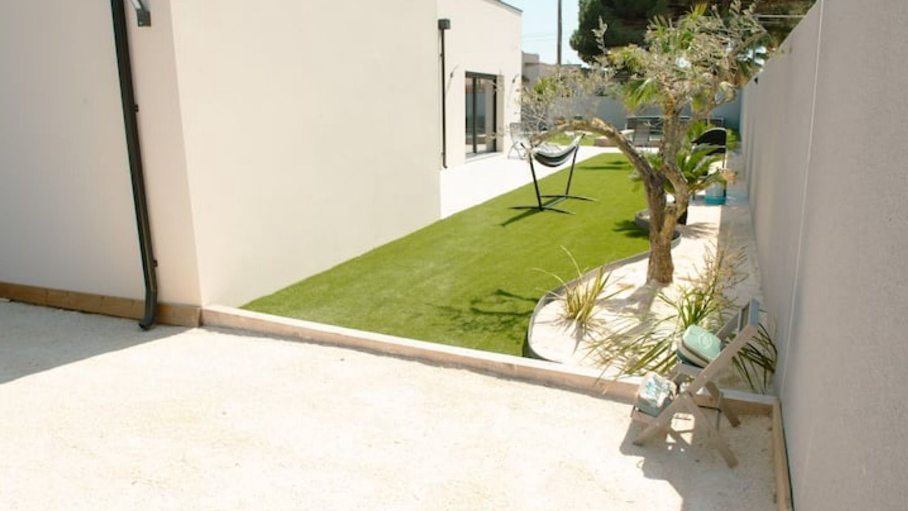Photo of Patio Balcony in Le Grau-dʼAgde