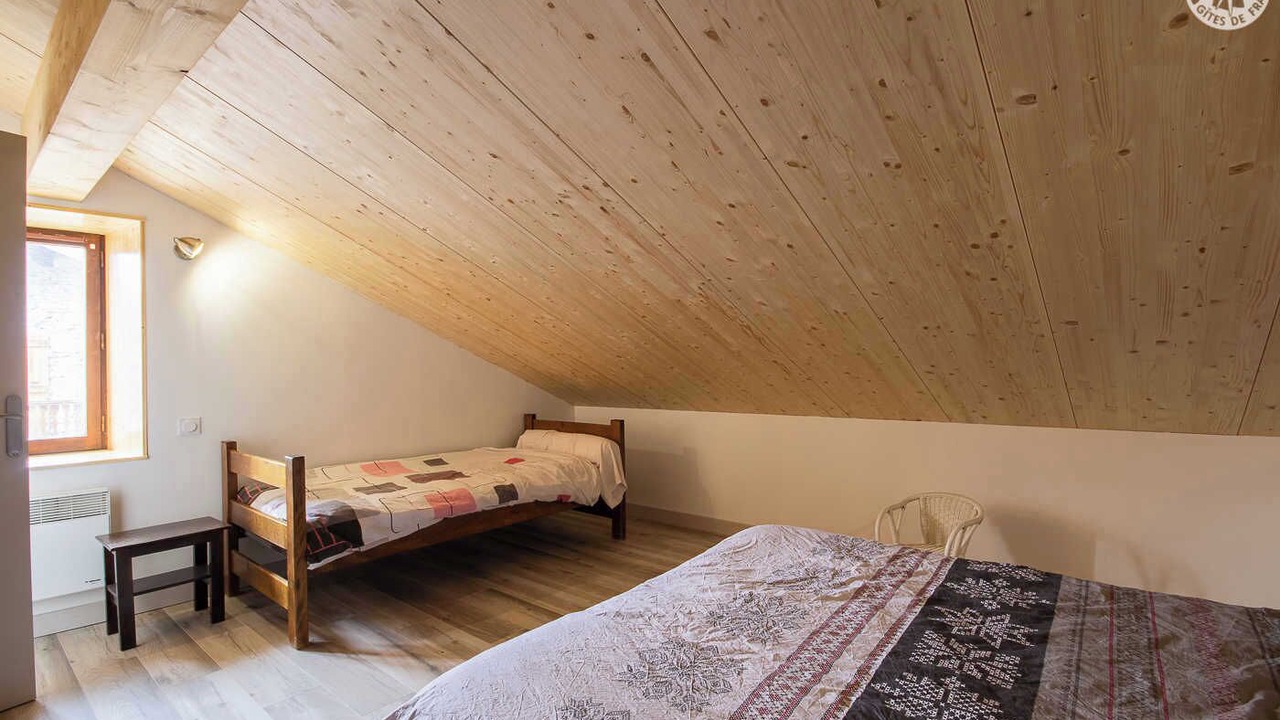 Photo of Bedroom in Saint-Michel-de-Maurienne