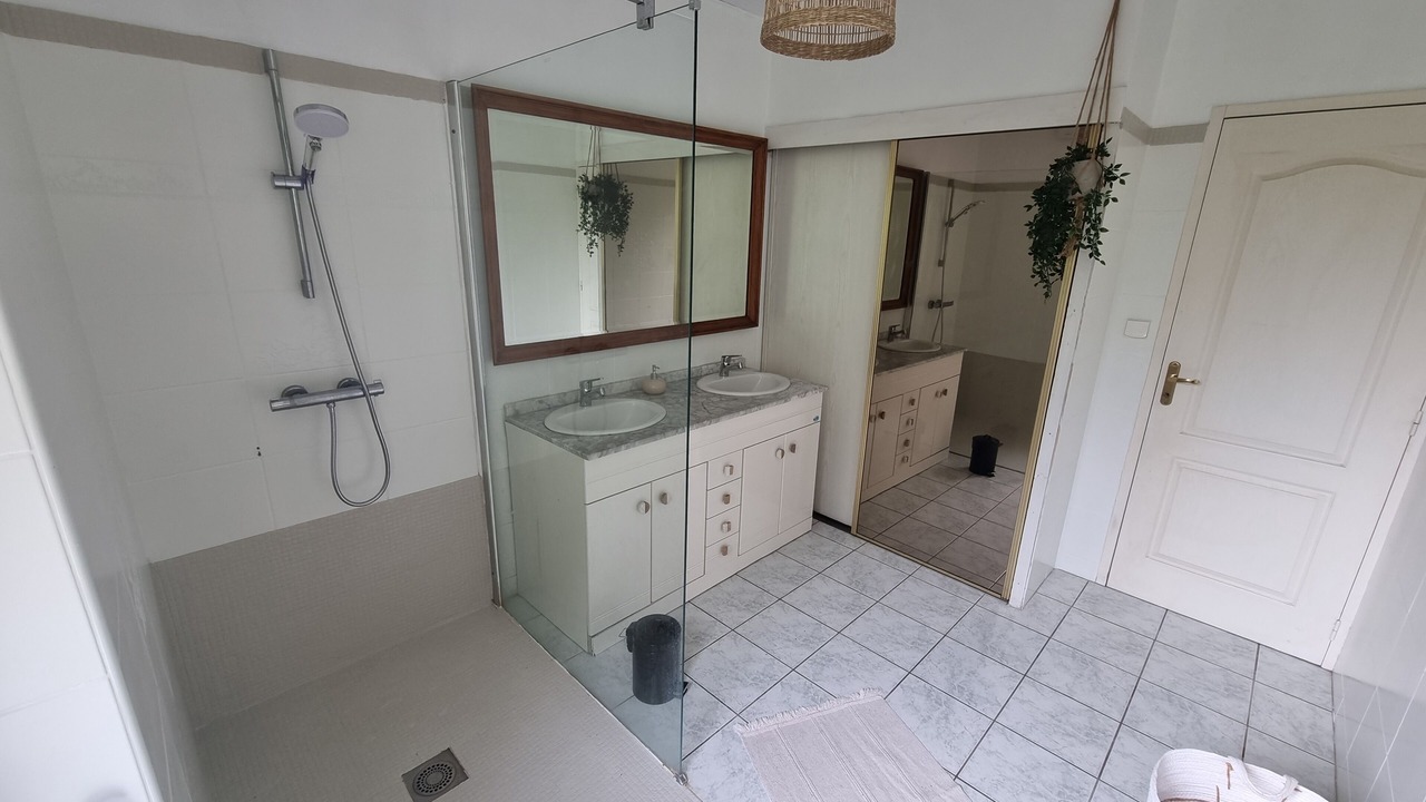 Photo of Bathroom in Valeyrac