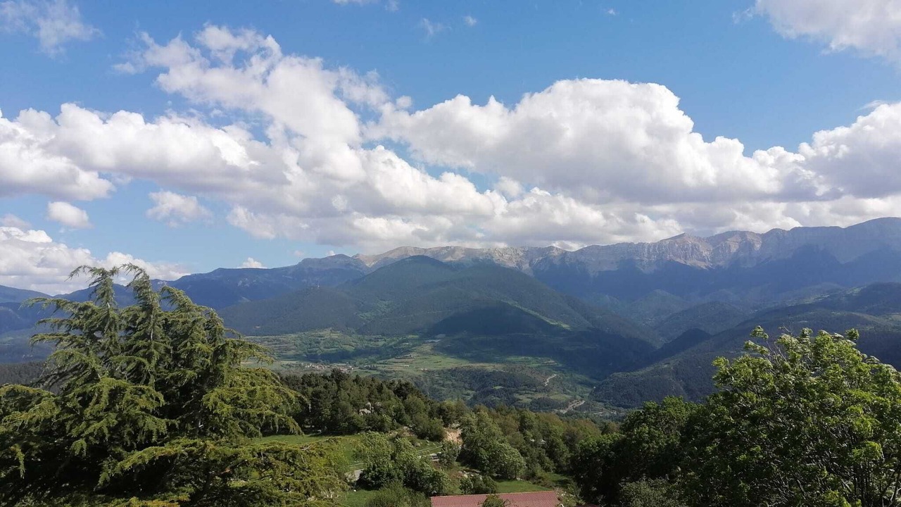 Photo of Outdoor in Lles