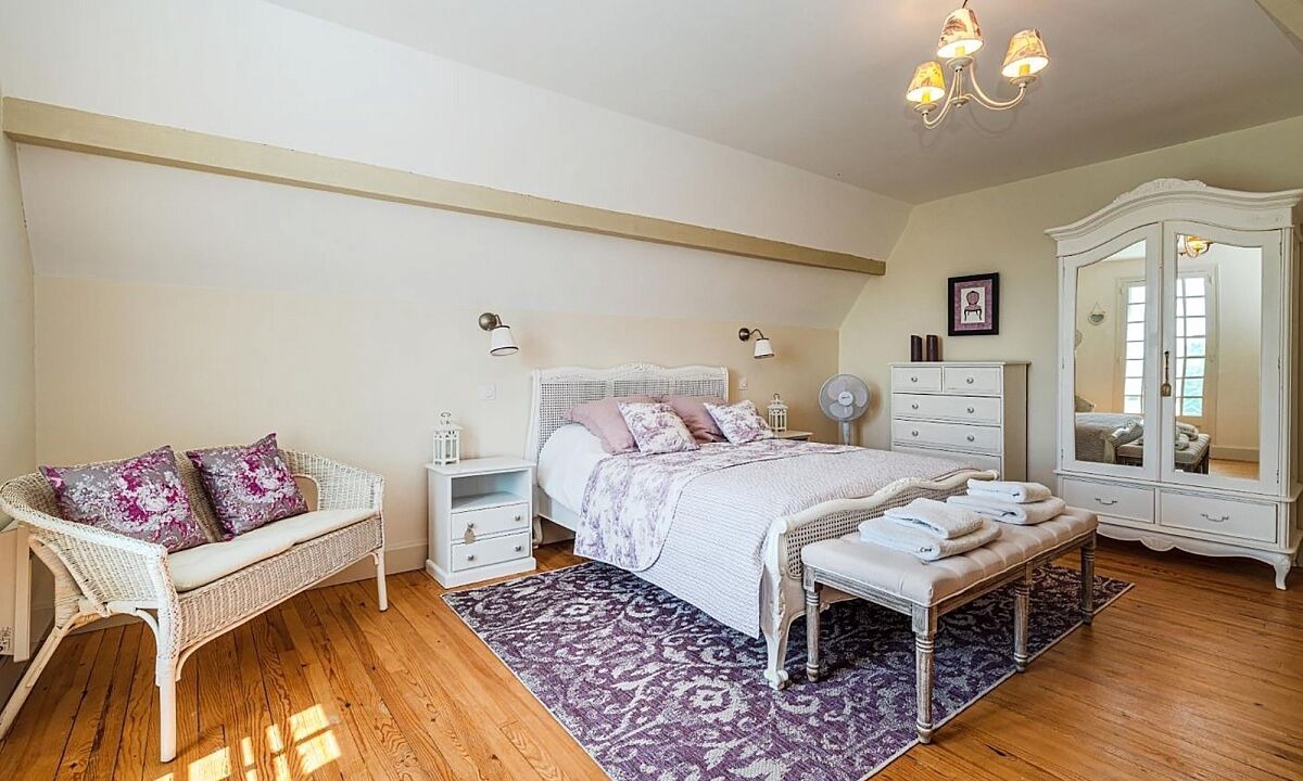 Photo of Bedroom in Mirandol-Bourgnounac