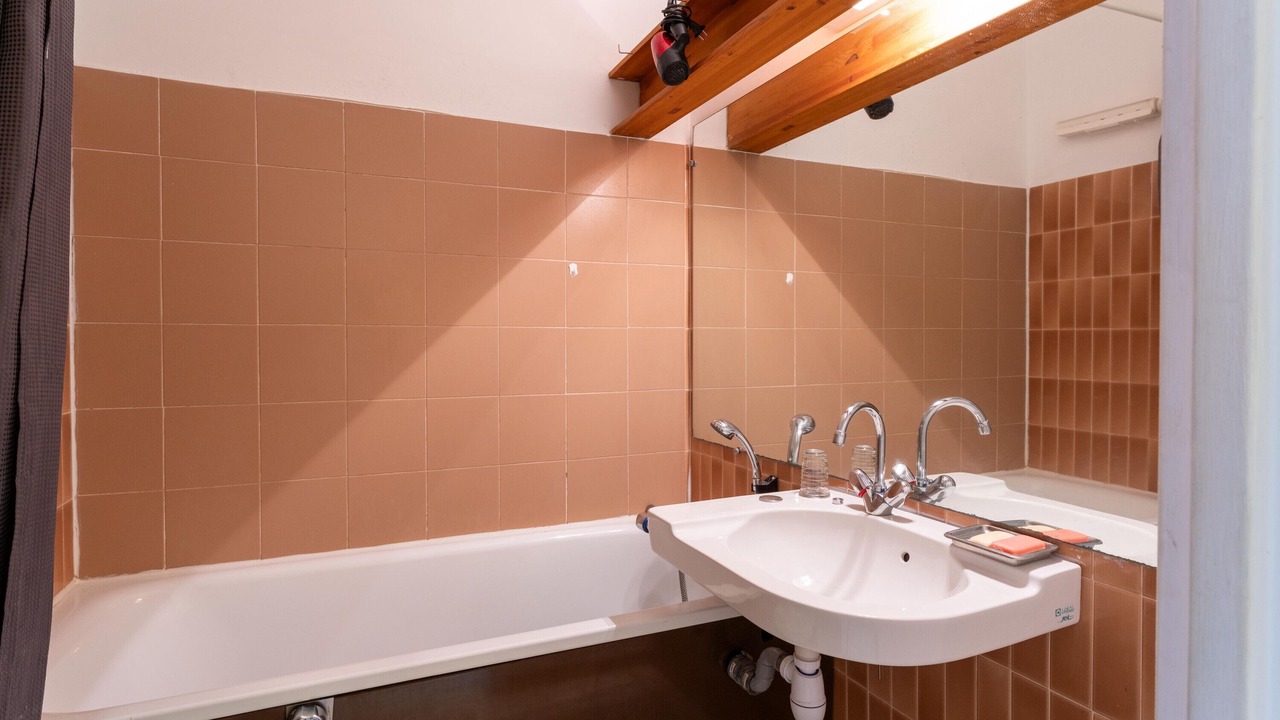 Photo of Bathroom in Costieres