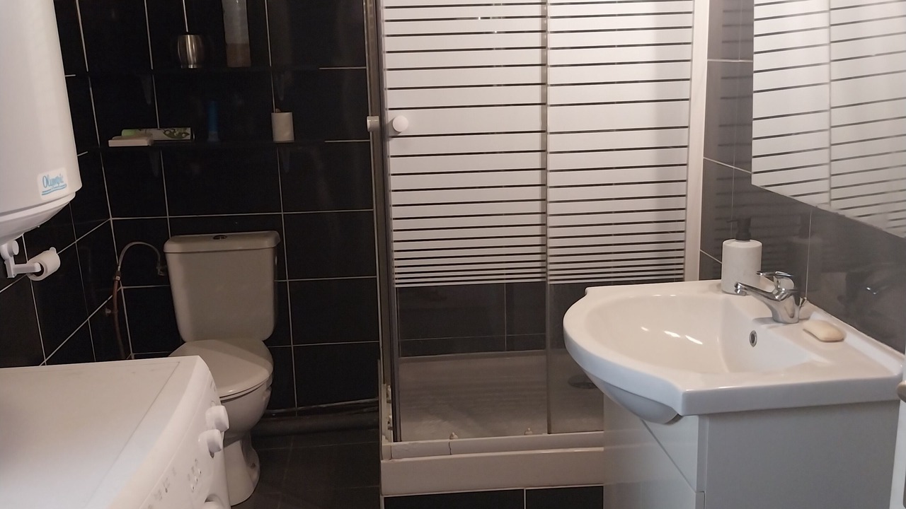 Photo of Bathroom in Saint-Seurin-de-Cadourne