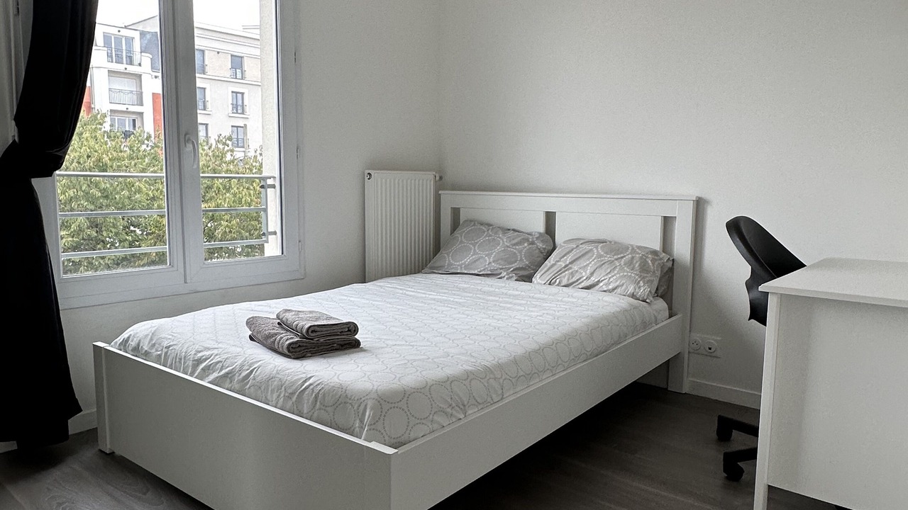 Photo of Bedroom in Le Blanc-Mesnil