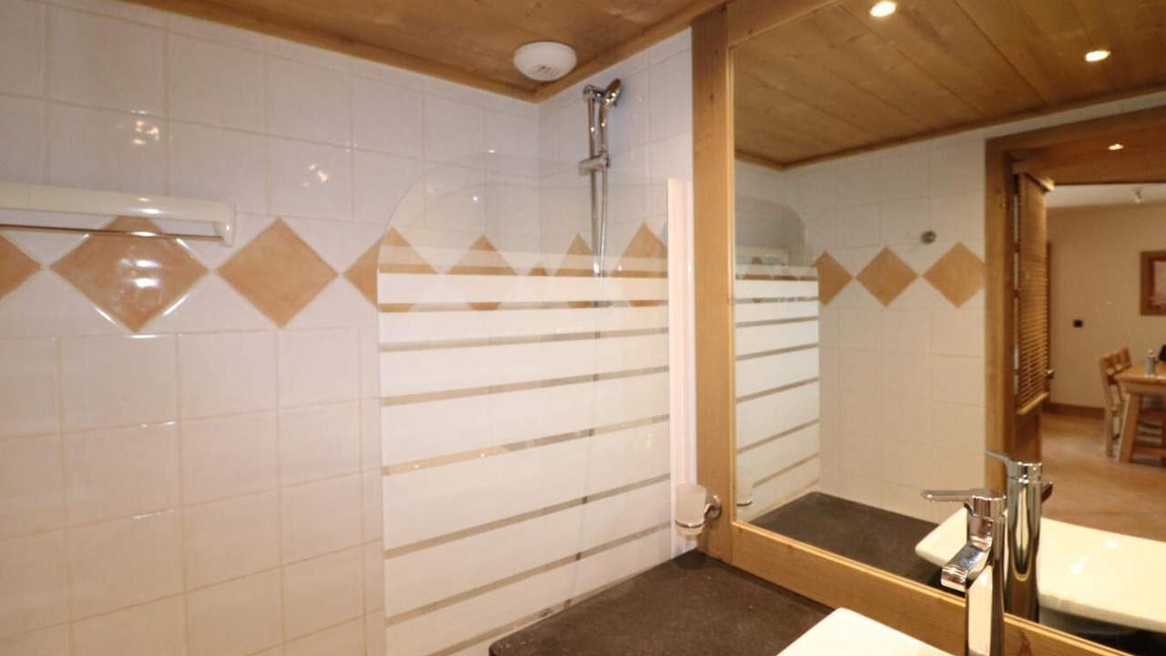 Photo of Bathroom in Les Almes