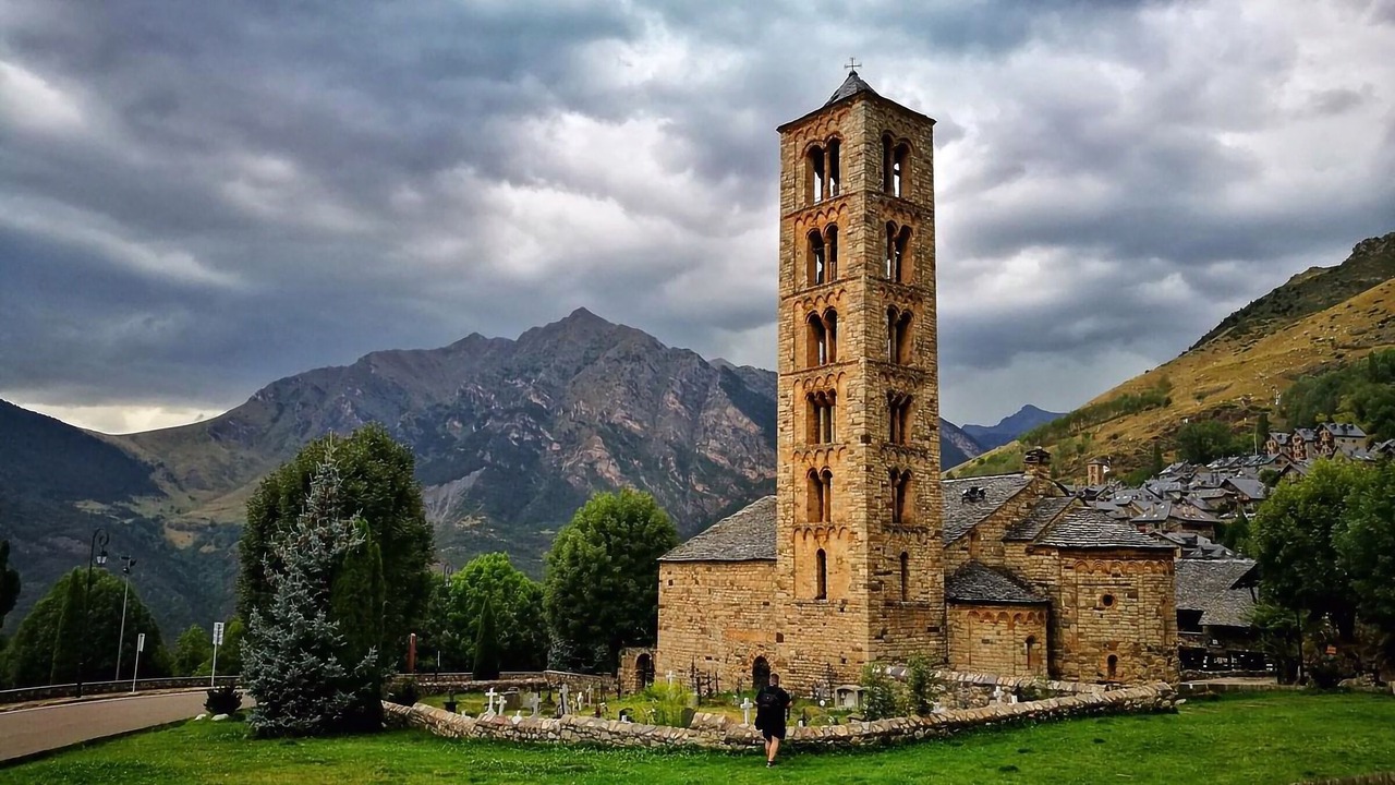 Photo of Others in Taull