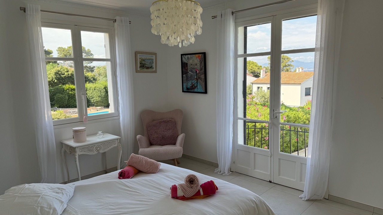 Photo of Bedroom in Les Issambres