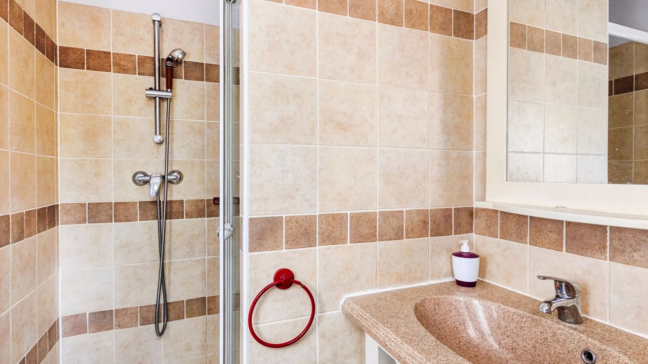 Photo of Bathroom in Rouret
