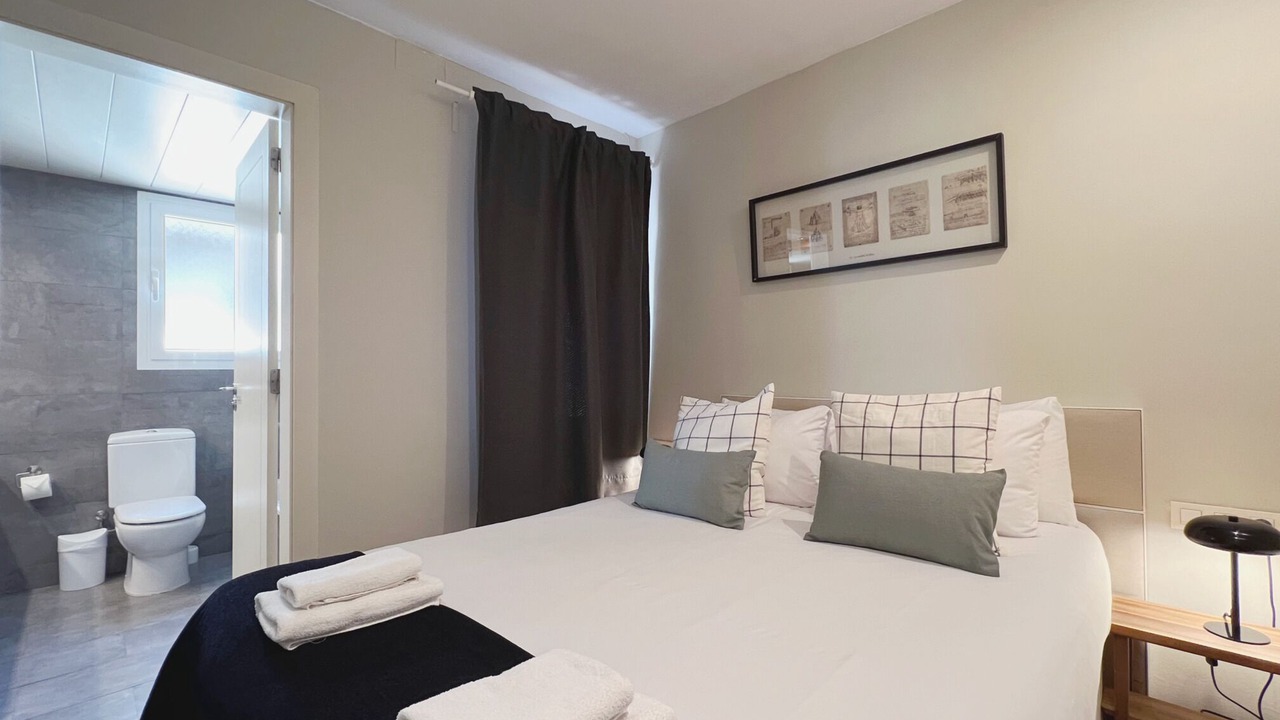 Photo of Bedroom in Sants