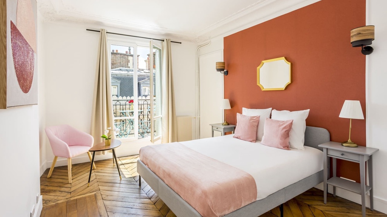 Photo of Bedroom in Faubourg-du-Roule