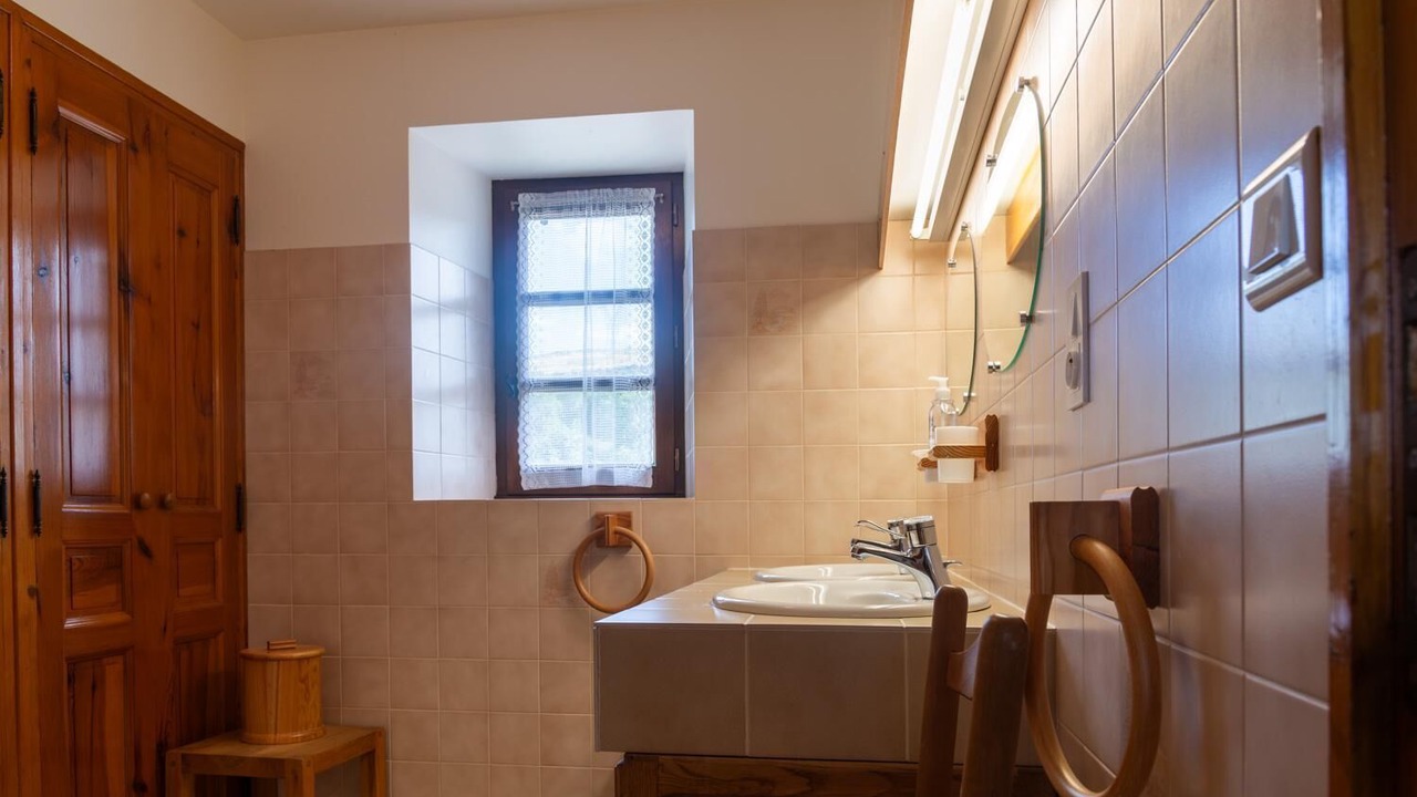 Photo of Bathroom in Saint-Privat-du-Fau