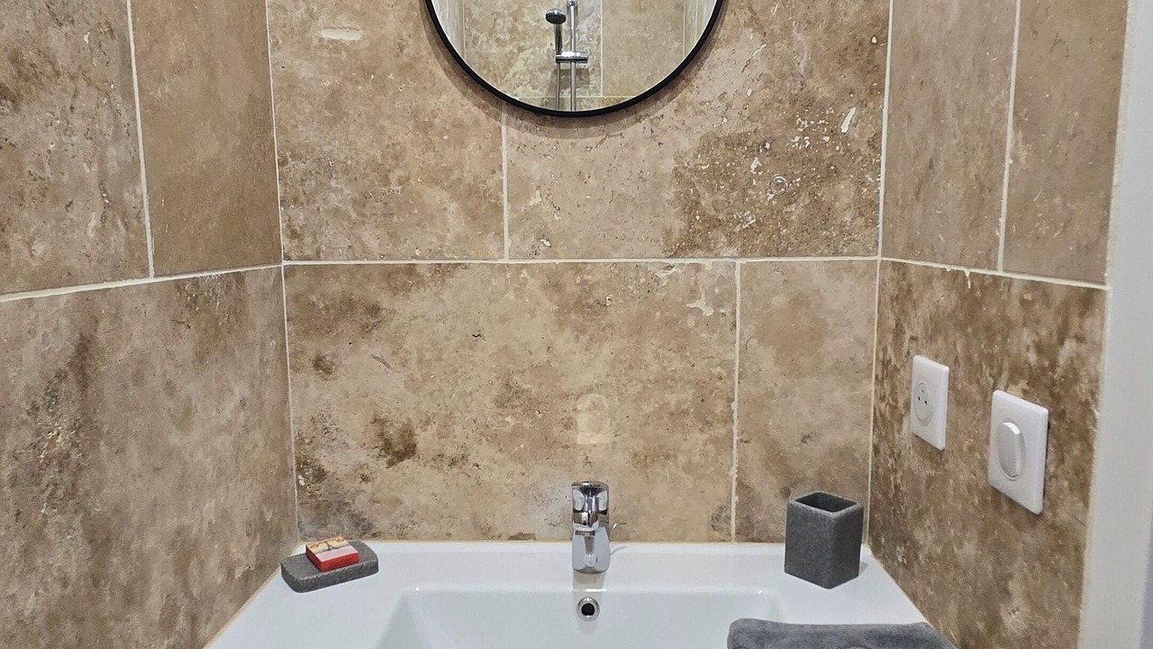 Photo of Bathroom in Saint-Gervais-sur-Roubion