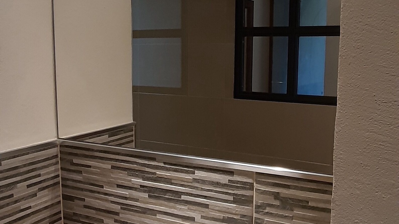 Photo of Bathroom in Grospierres