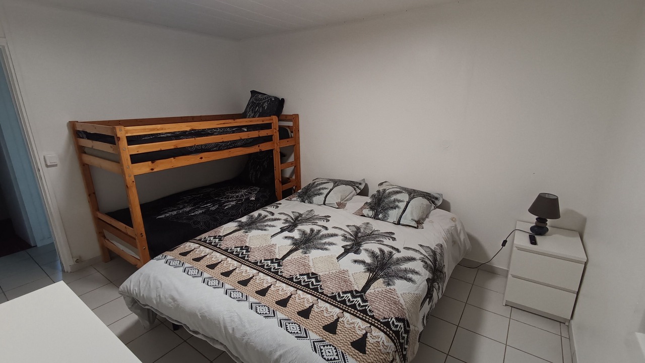 Photo of Bedroom in Begadan