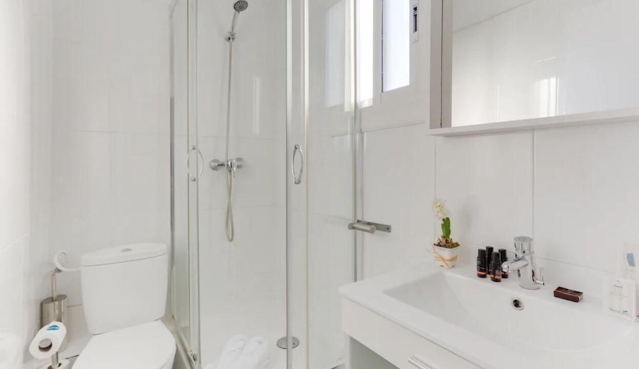 Photo of Bathroom in La Nova Esquerra de l'Eixample