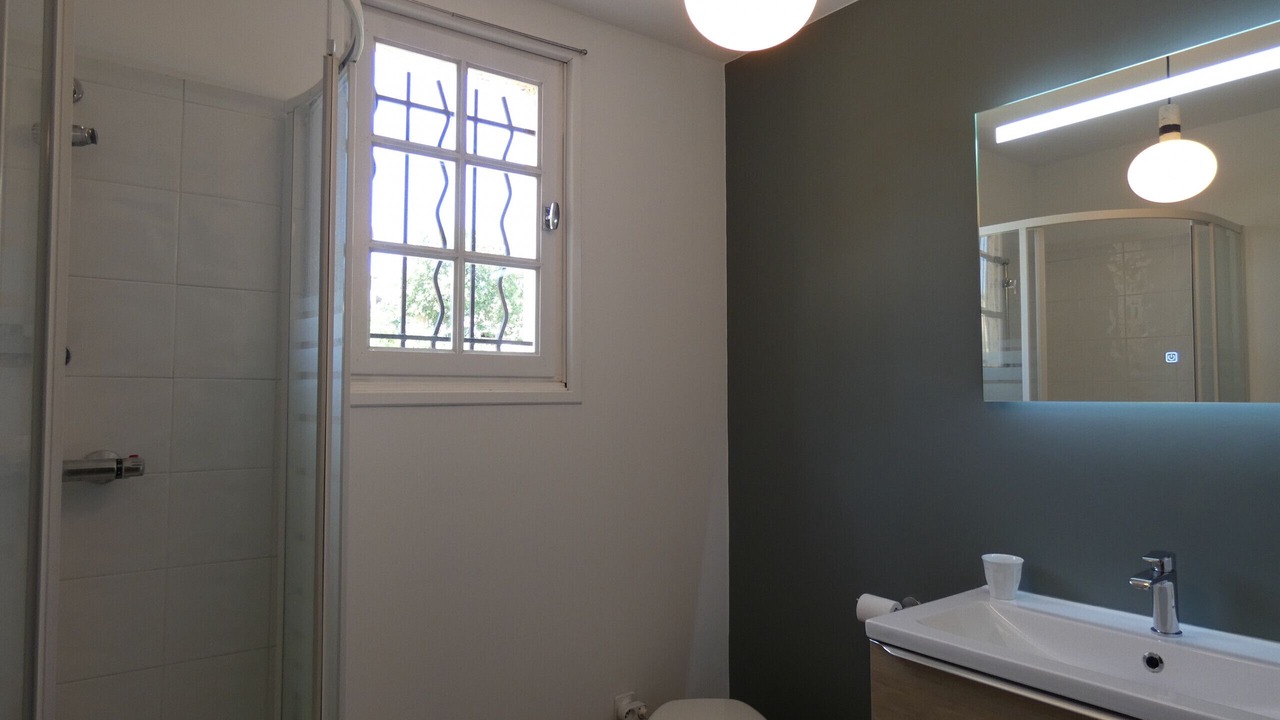 Photo of Bathroom in Rochegude