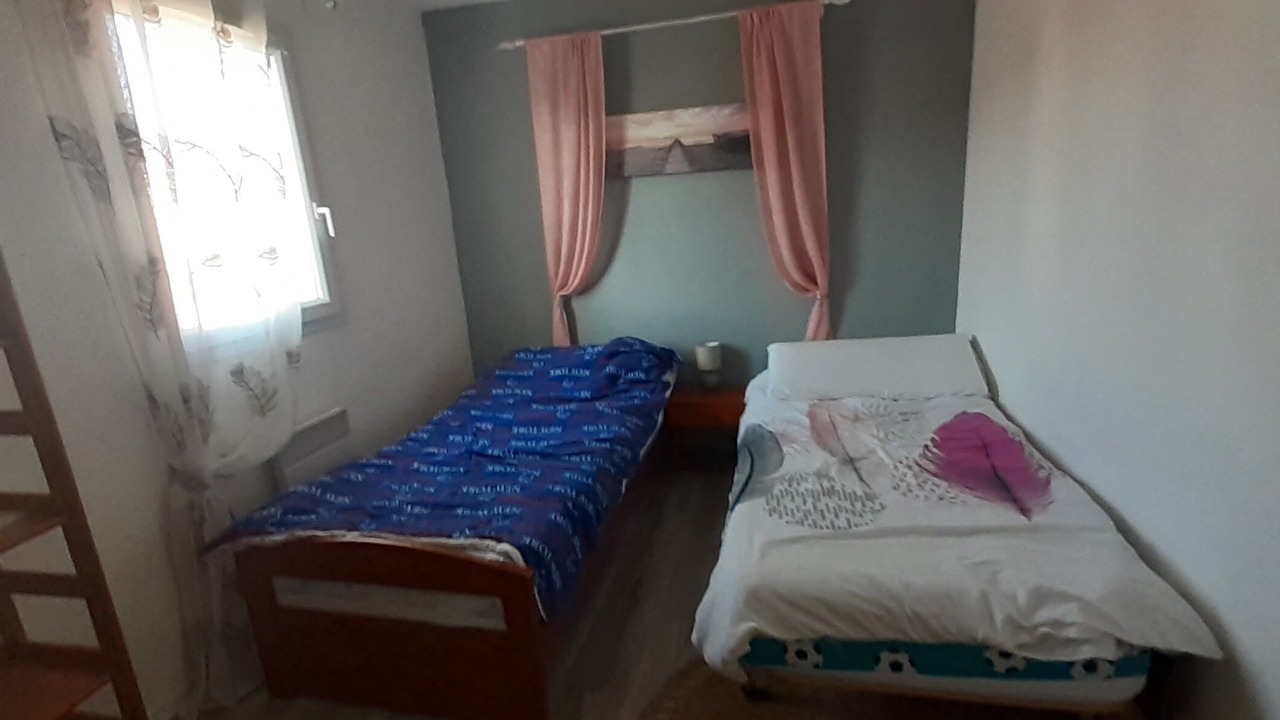 Photo of Bedroom in Eyguieres