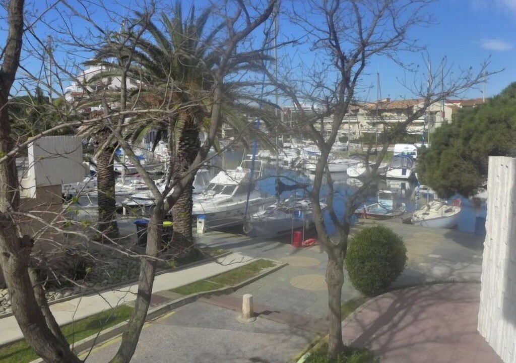 Photo of Others in Le Port