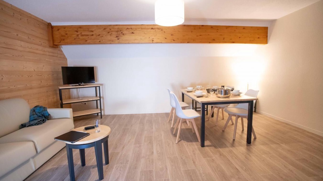 Photo of Livingroom in Saint-Colomban-des-Villards