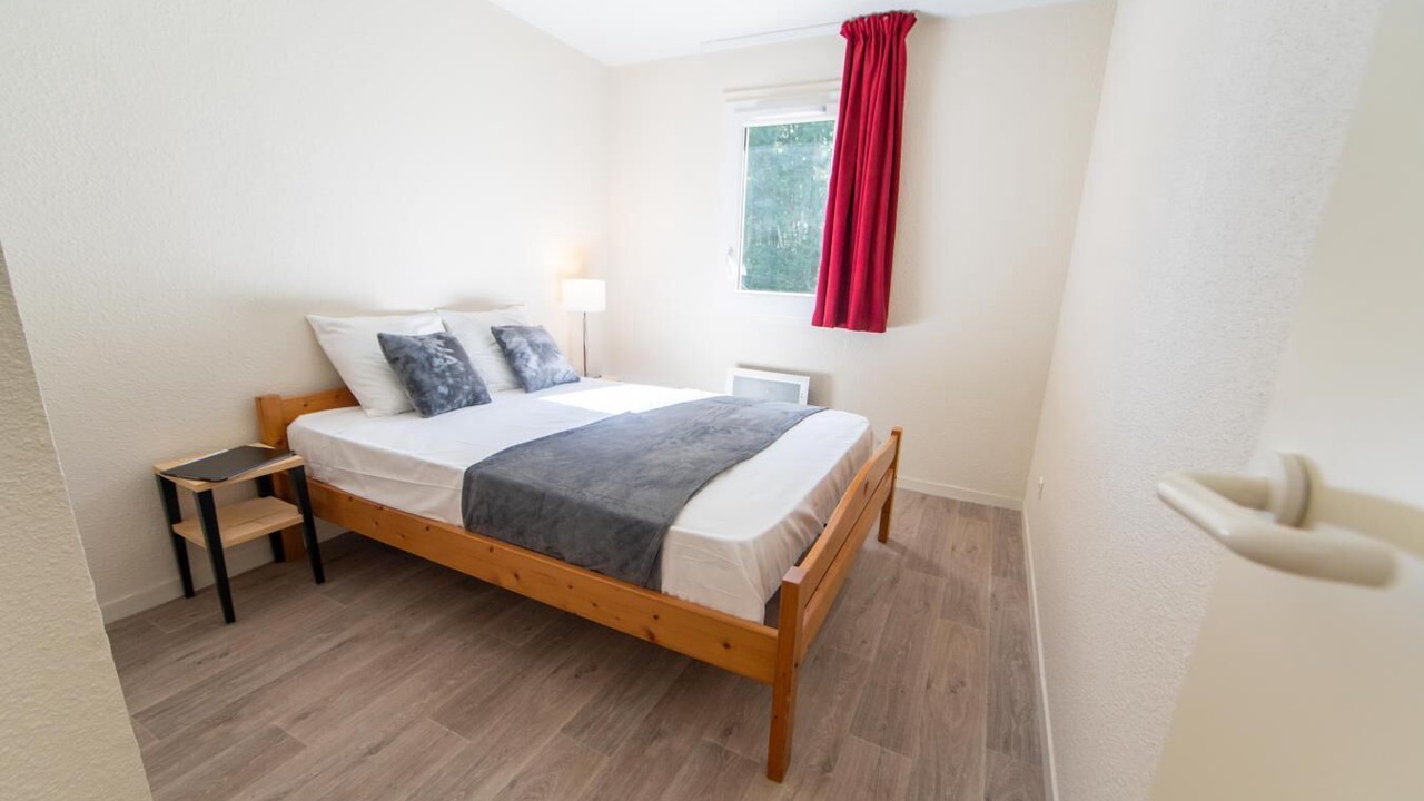 Photo of Bedroom in Saint-Colomban-des-Villards