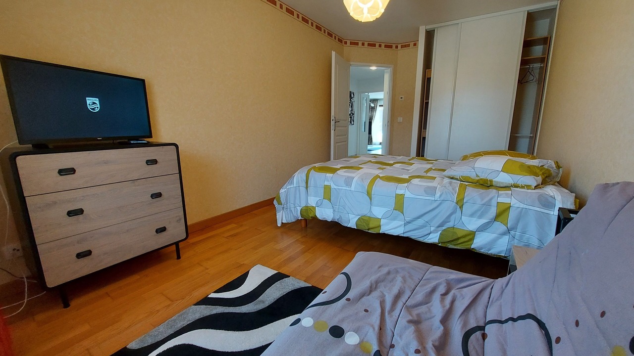 Photo of Bedroom in Saint-Jorioz