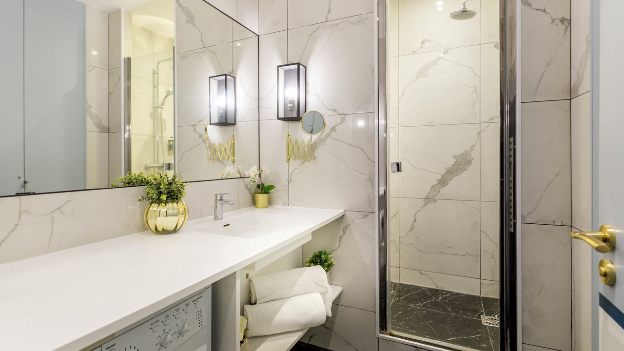 Photo of Bathroom in Les Halles