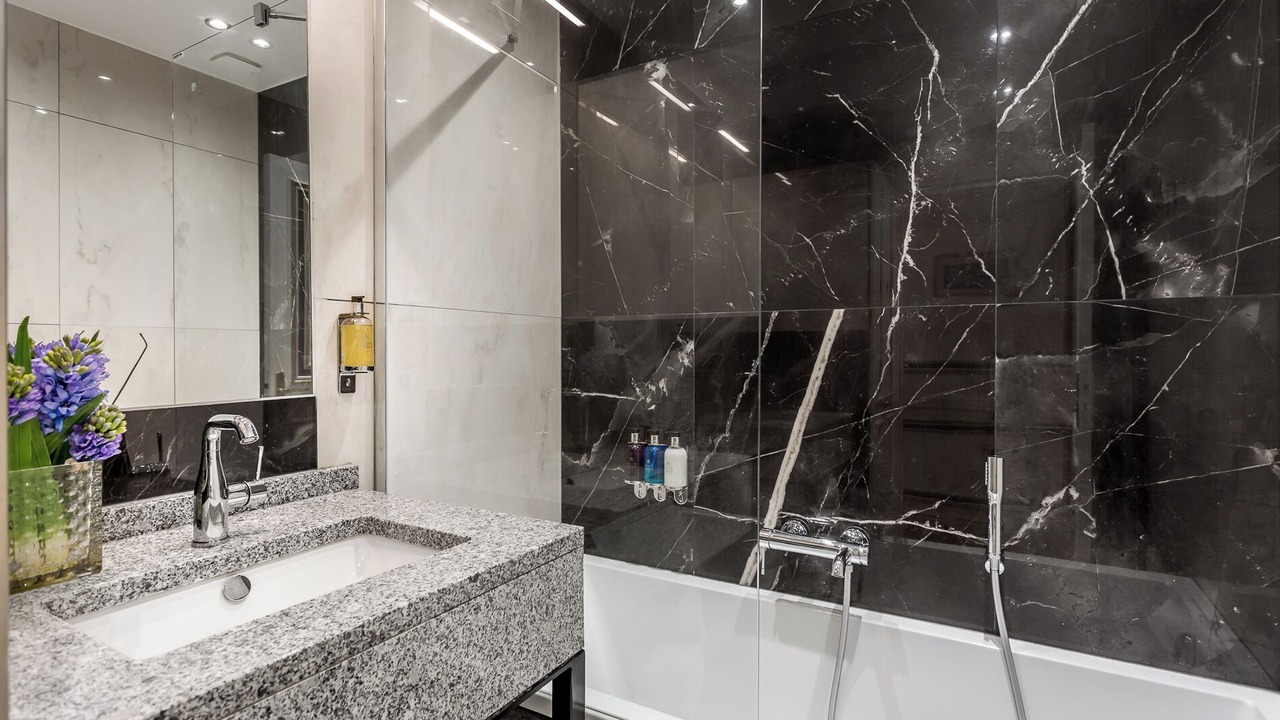 Photo of Bathroom in Faubourg-du-Roule