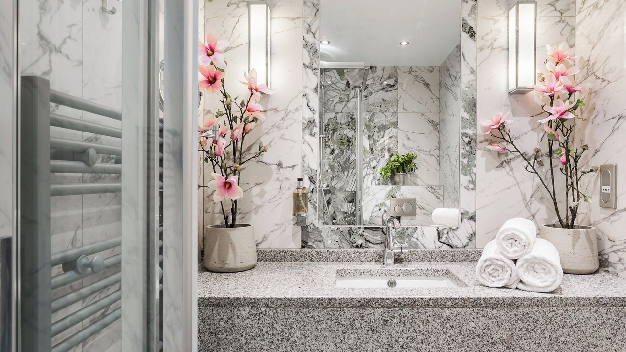 Photo of Bathroom in Faubourg-du-Roule
