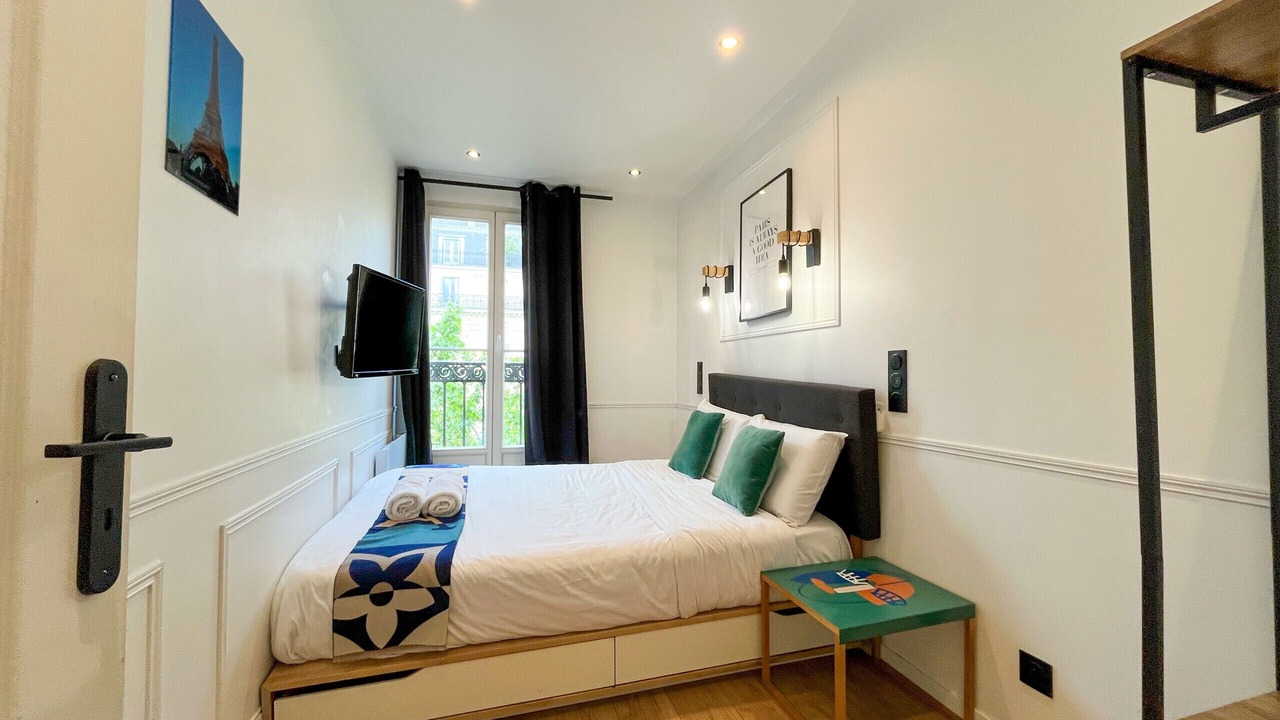 Photo of Bedroom in Vivienne