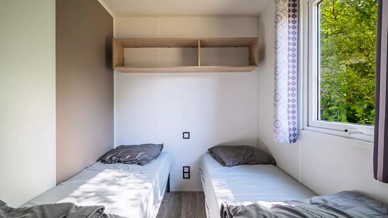 Photo of Bedroom in Saint-Laurent-de-Medoc