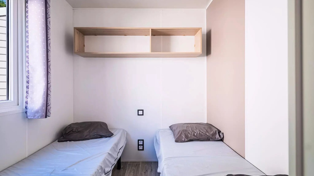 Photo of Bedroom in Saint-Laurent-de-Medoc