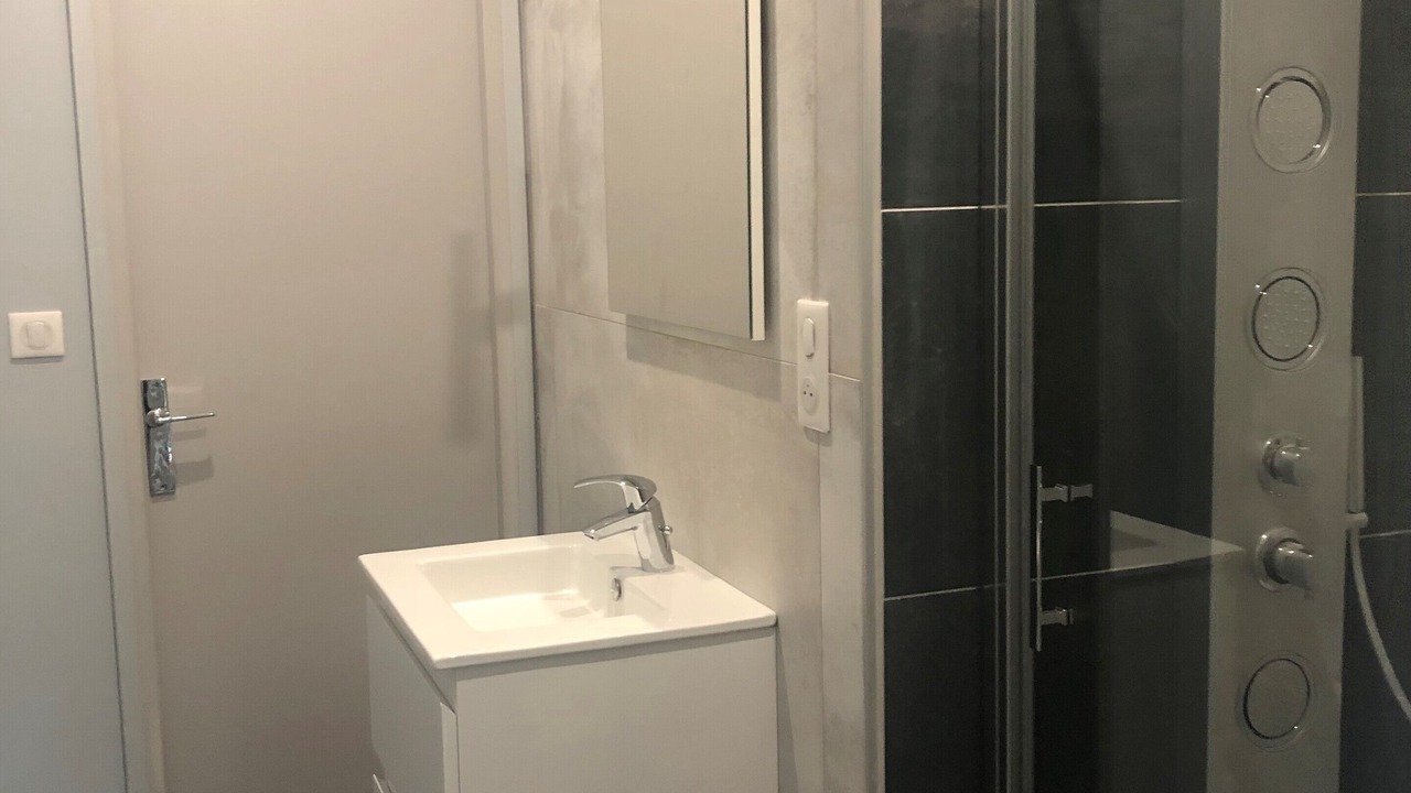 Photo of Bathroom in Bagneres-de-Luchon