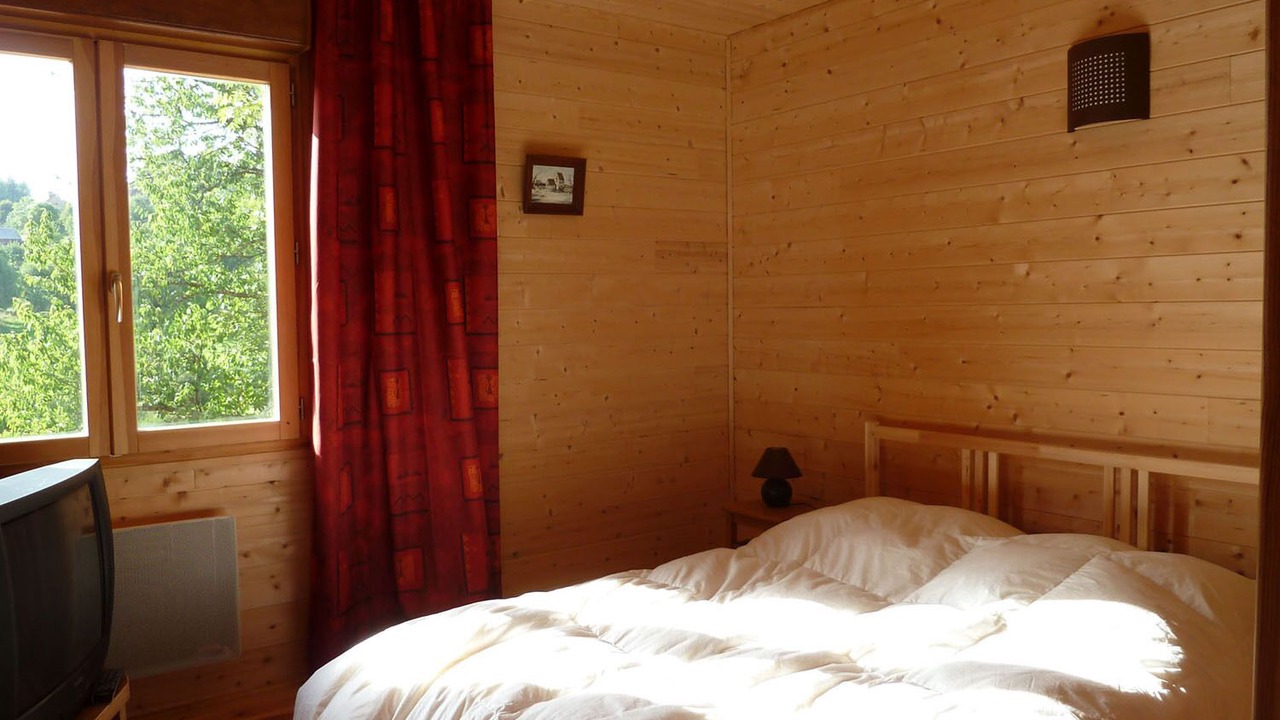 Photo of Bedroom in Saint-Alban-sur-Limagnole