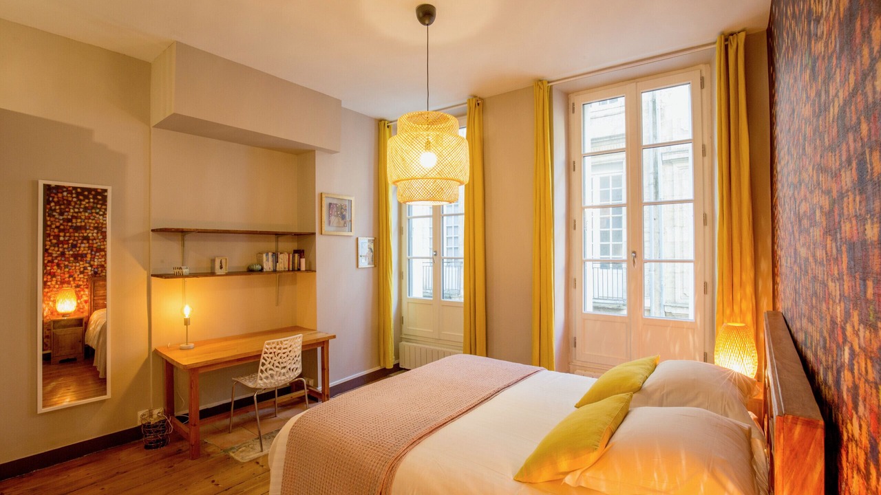 Photo of Bedroom in Hotel de Ville - Quinconces