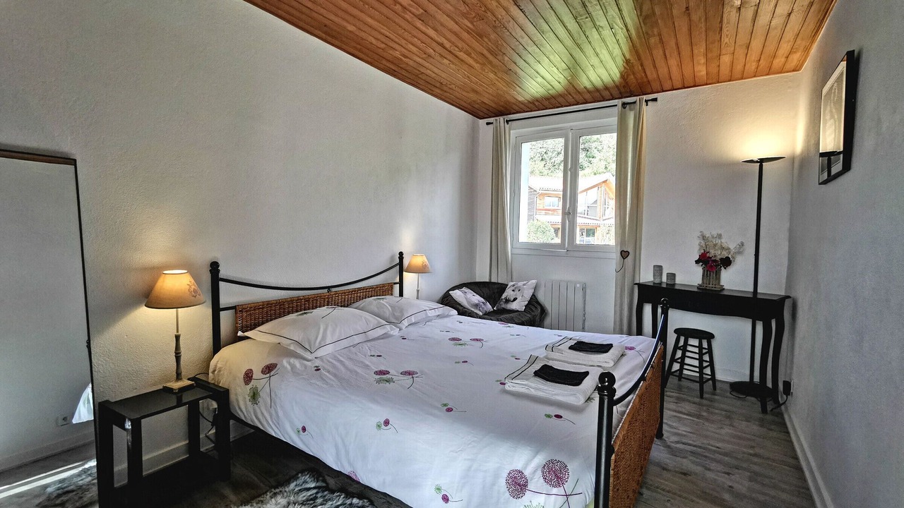 Photo of Bedroom in Saint-Vidal