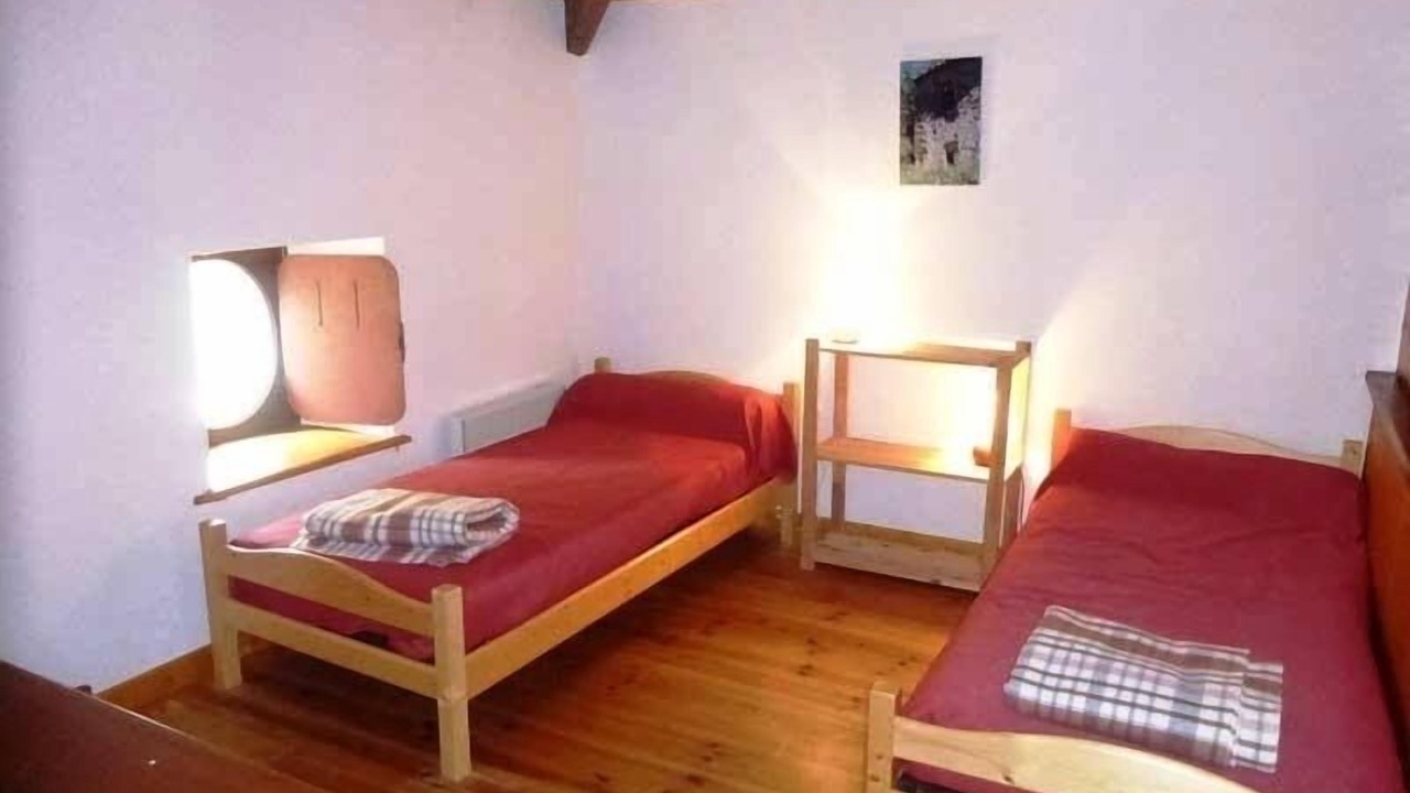 Photo of Bedroom in Villeneuve-dʼAllier