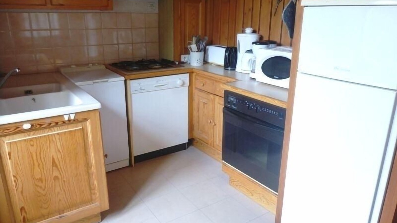 Photo of Kitchen in Villeneuve-dʼAllier