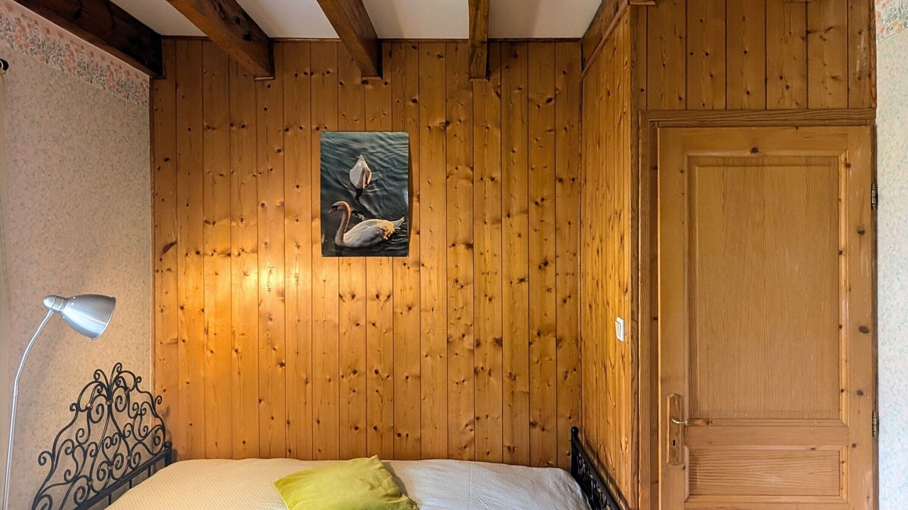 Photo of Bedroom in Bains