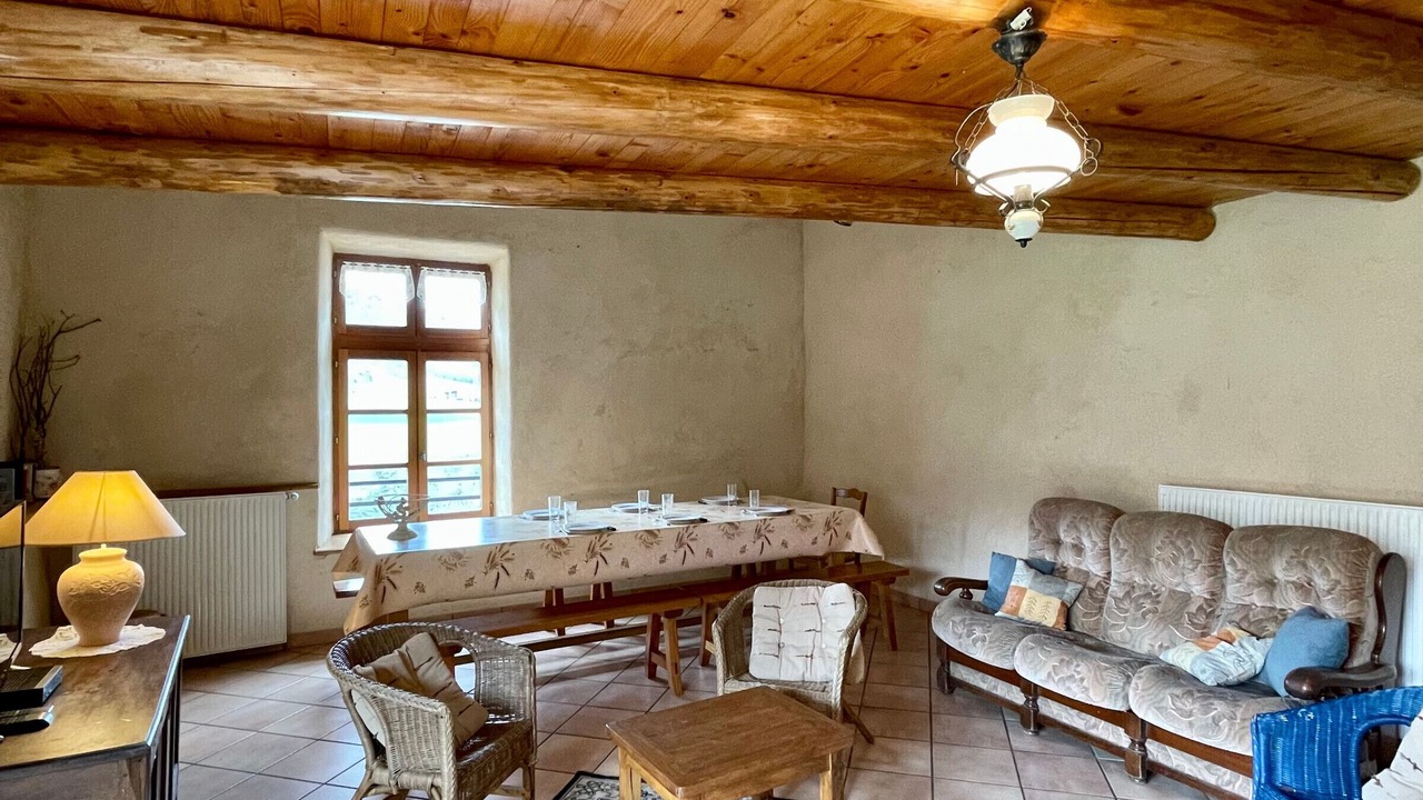 Photo of Livingroom in Saint-Ilpize