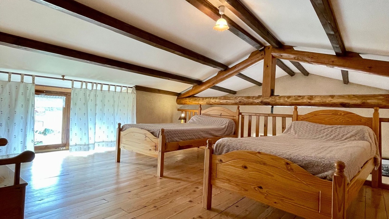 Photo of Bedroom in Saint-Ilpize