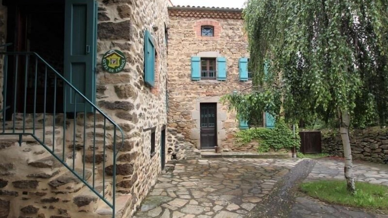 Photo of Outdoor in Villeneuve-dʼAllier