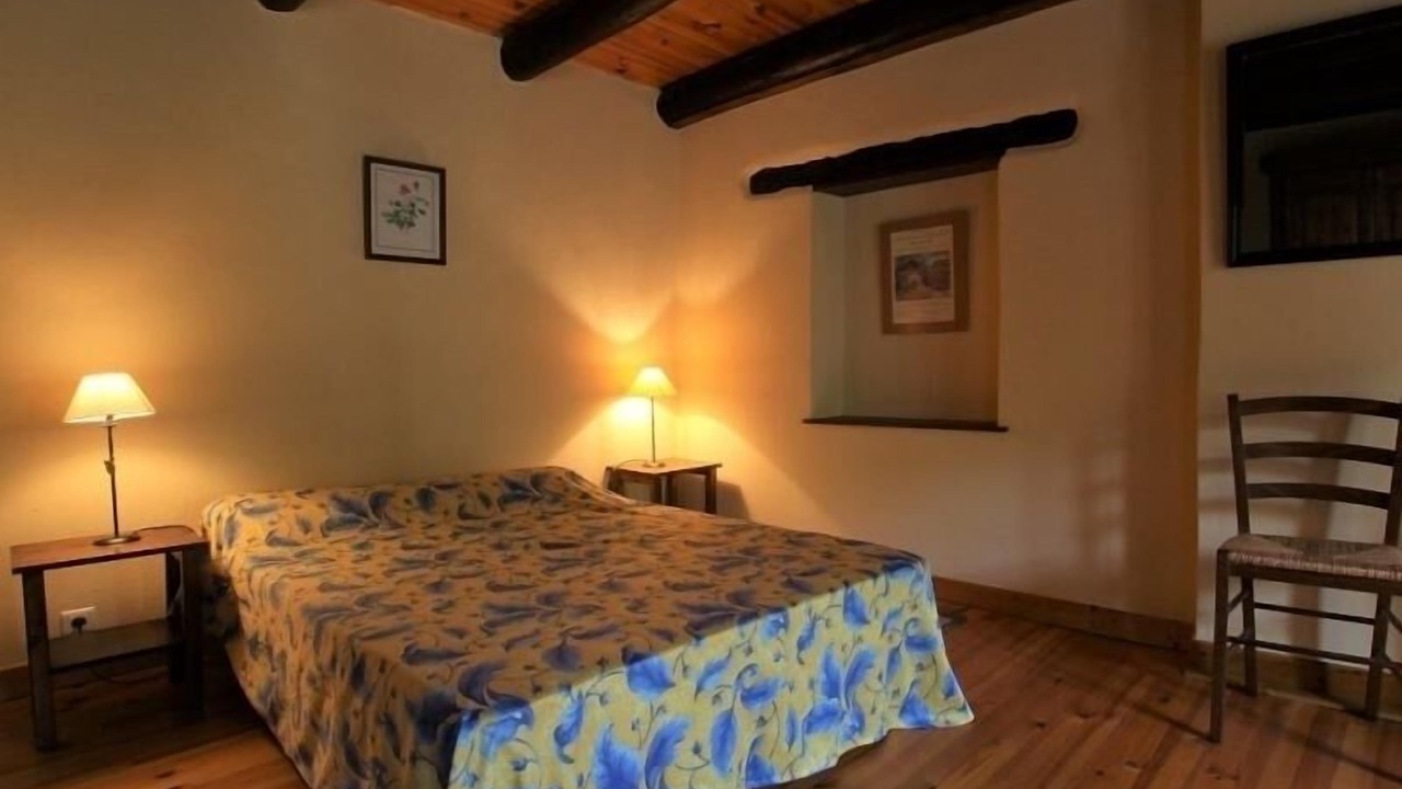 Photo of Bedroom in Villeneuve-dʼAllier