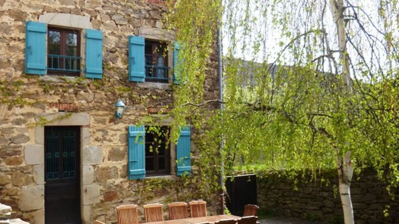 Photo of Outdoor in Villeneuve-dʼAllier