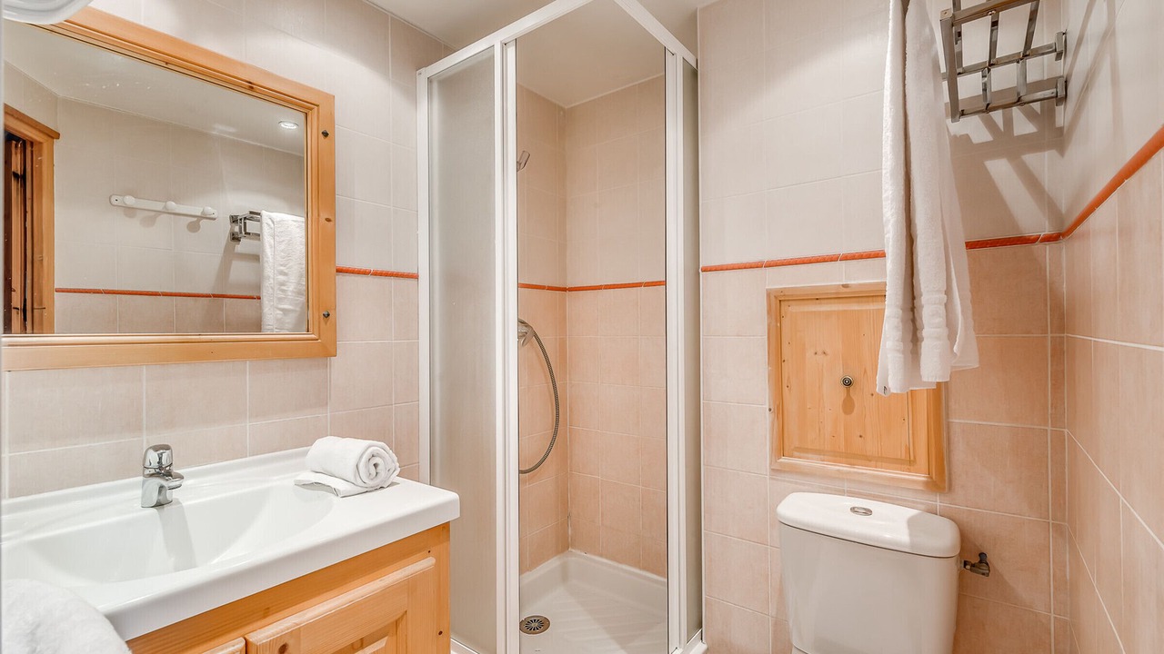 Photo of Bathroom in Les Almes